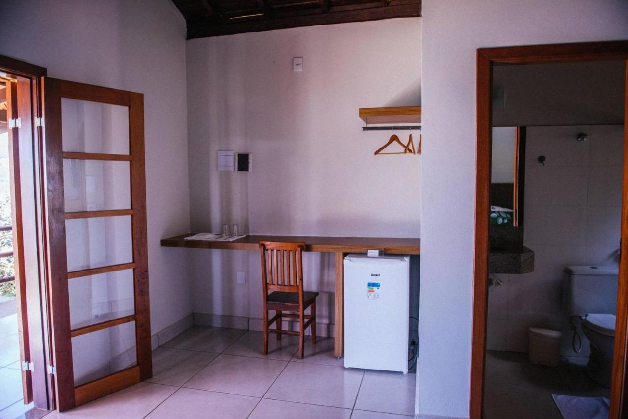 Pousada Enseada Da Ilha Capitólio エクステリア 写真